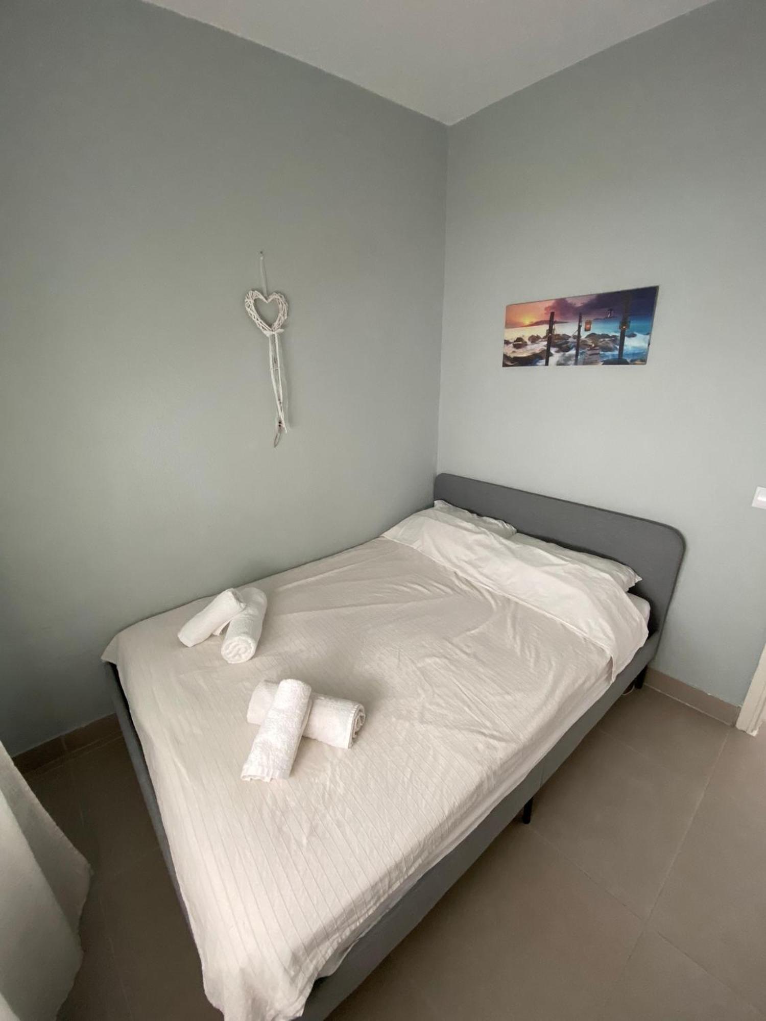Mimi'S Apartments 波利克罗诺 外观 照片